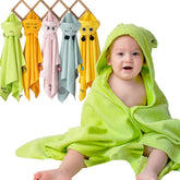 Milk&Moo hooded towel with closed hood for cozy post-bath warmth.