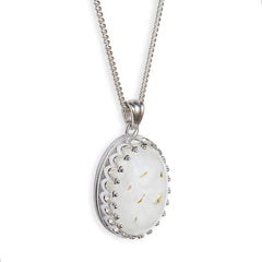 Milky Treasures crown necklace base shines in silver for a personalized keepsake