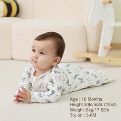 Minicoco 0.5 tog sleep sack for cool days and gentle warmth.