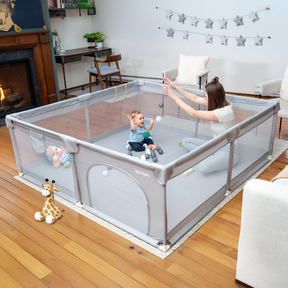 MioTetto large baby playpen with 360° mesh offers clear visibility during play.