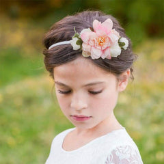 closeup of soft fabric bows on mligril headbands for delicate skin
