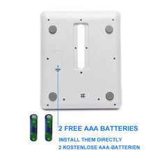 MomMed Baby Scale blue backlight improves readability in low light.