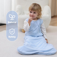 Mosebears 2-way zipper design detail enabling easy on/off and quick diaper changes