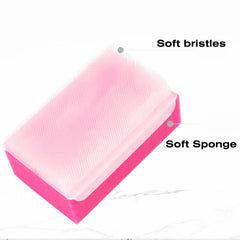 MR LION soft bristles provide gentle scalp cleansing