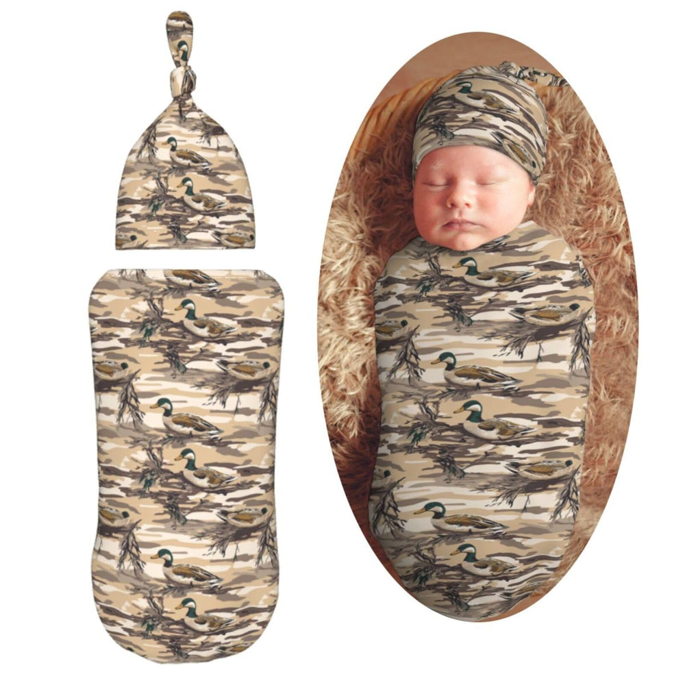 Muishi duck camouflage swaddle blanket in soft fabric for cozy newborn comfort.