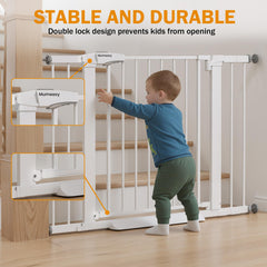 Mumeasy one-hand operation gate simplifies opening while carrying a child.
