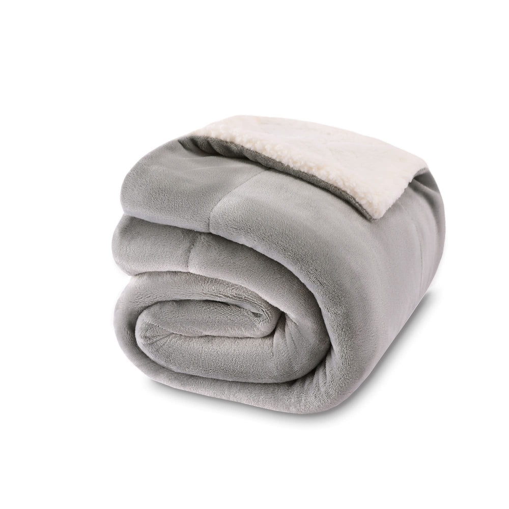 NANPIPER Baby Sherpa Blanket front close-up, plush warmth for cozy naps
