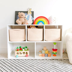 NaturalCozy hidden-handles provide easy lifting without disrupting the look