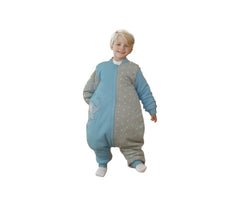NATUZ gray sleepsack with 2-way zipper enables easy diaper changes