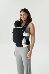 Nest Blanche ergonomic baby carrier back view highlighting support design