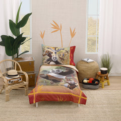 NoJo DreamWorks Dragon Warrior comforter featuring Po and Shifu for a vibrant toddler bed scene