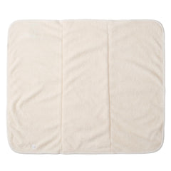 Nora's Nursery seven-pack prefold inserts packaged for reuse and savings.