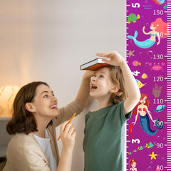 Growth chart with feet and cm scales for easy height checks.