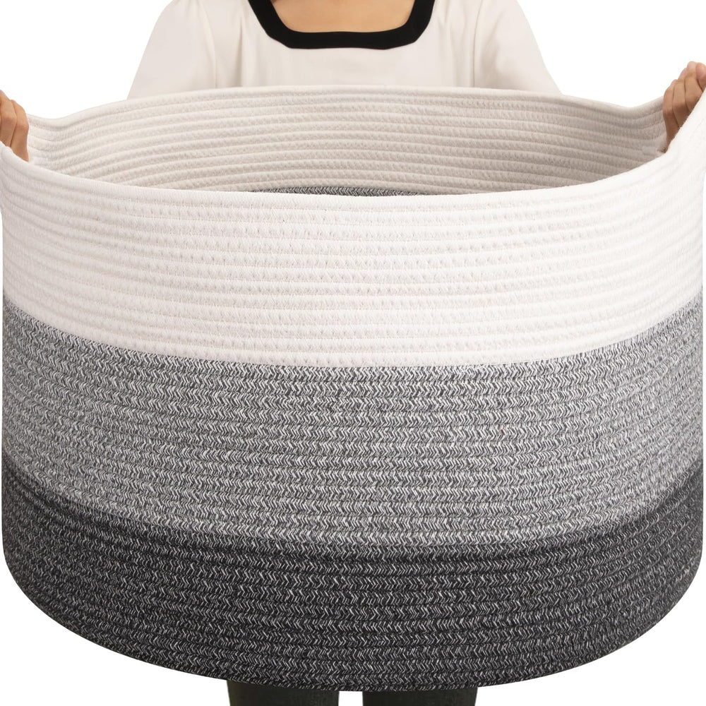 OIAHOMY 105L blanket basket front view showing large capacity for blankets