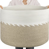 OIAHOMY 105L blanket basket in light brown and white, sturdy rope for storing blankets neatly.