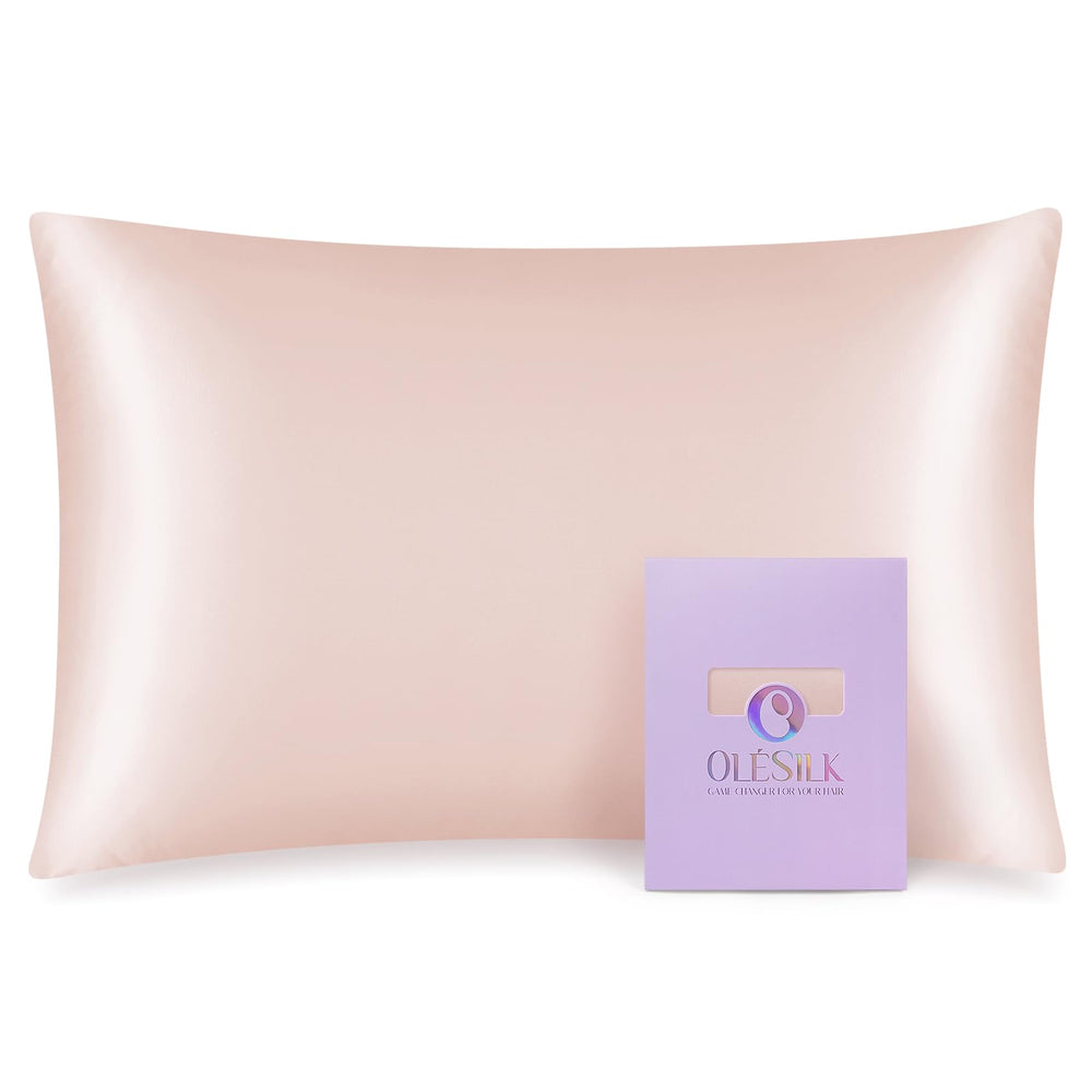 OLESILK toddler pillowcase with velvety silk surface for gentle skin comfort.