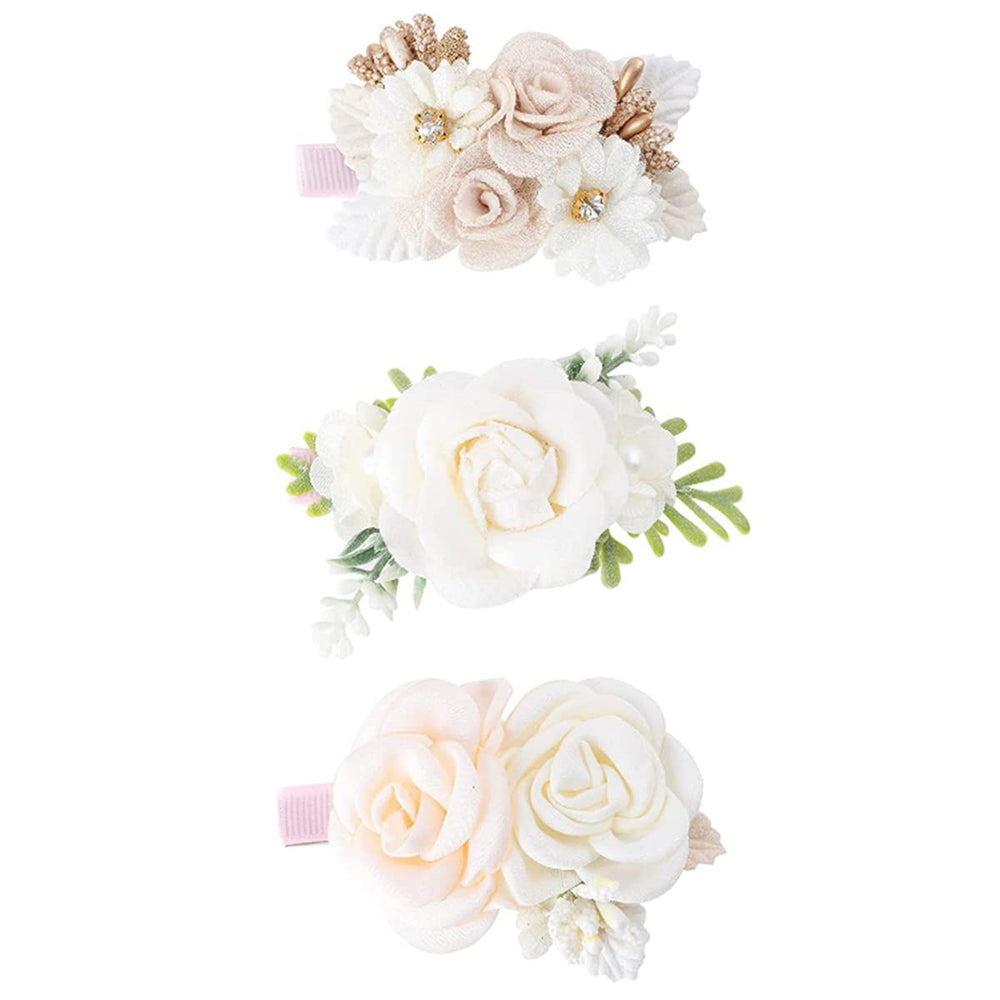 OOSAKU flower hair clip with soft petals for gentle baby styling.