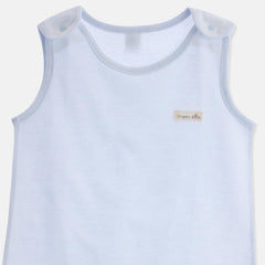Close-up of mesh texture on Organic Boom vest in blue for gentle airflow.