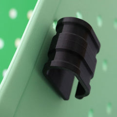 PIAOLGYI Bogg Bag hooks closeup clip clearly shows secure attachment
