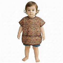 Plie short sleeve bib in brown leopard provides full mealtime coverage.