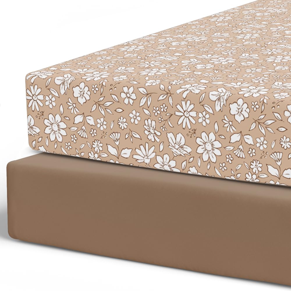 Pobibaby Meadow crib sheet in soft jersey knit for gentle sleep