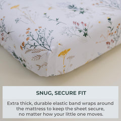 Pobibaby mini crib sheets in breathable knit keep baby comfy.