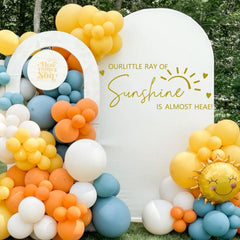 PQQIEE Sunshine-themed baby shower decal on wall creates cheerful atmosphere