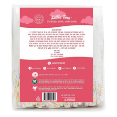Products On The Go Little Toes diaper clip-closeup highlights secure barrier and easy tear-away sides.