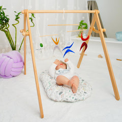 Purgano Montessori Mobile safety certification label confirms infant-friendly materials.