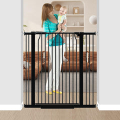 Qonimm 40.5-inch gate front view blocks large dogs and toddlers.