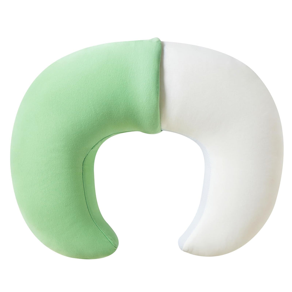 QUENESS nursing pillow green front view supports comfortable feeding sessions