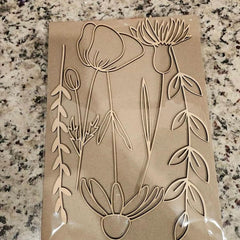 QWTOWFM wooden wildflowers wall decal for bedroom creates a tranquil, nature-inspired focal point.