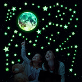 Robmoda glow stars ceiling set with moon decals for magical nighttime ambiance.