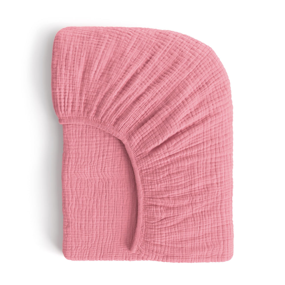 ROMY RO muslin crib sheet with soft muslin fabric for gentle, breathable newborn comfort.