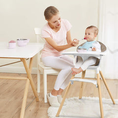 SA ACCESSORIES machine washable cushion simplifies hygiene after messy mealtimes.
