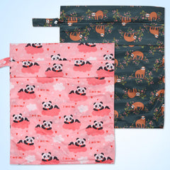 SANFERGE large 50x40cm bag holds outfits or diapers for trips.