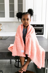 SARANONI Bamboni blanket close-up shows plush texture and breathable weave