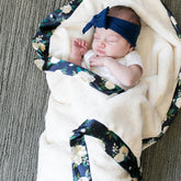 SARANONI receiving blanket with satin border Rose Blossom for ultra-soft cuddles