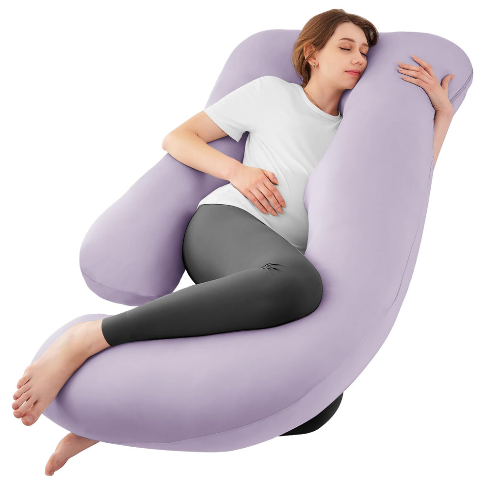 Sasttie U-shaped pregnancy pillow offers full-body support from head to toe.