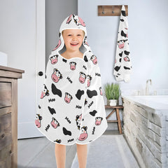 Selerdon Kids owl pattern towel brightens bath time and sunlit pool days.