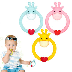 SHARE&CARE giraffe teether in a 3-pack for easy baby gripping
