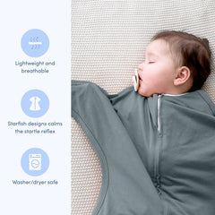 SleepingBaby Zipadee-Zip roomy hip space supports natural leg movement.