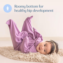 SleepingBaby easy-to-use swaddle with no complex folds.