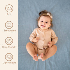 SOULFUL muslin crib sheet elastic band demonstrates secure fit