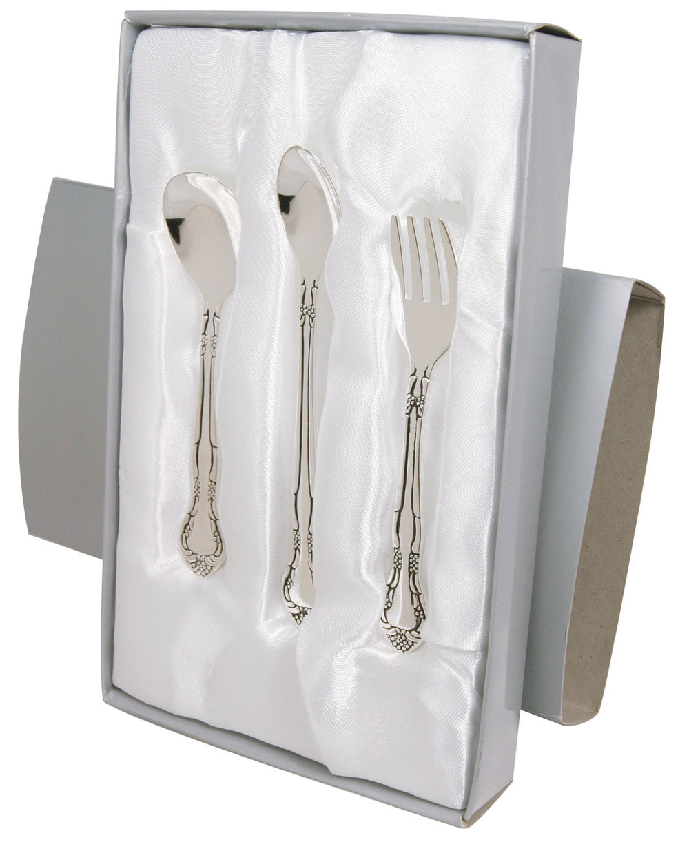 Stephan Baby keepsake 3-piece feeding set with silver plating for timeless mealtime keepsakes.