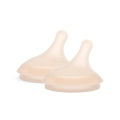 Suavinex Zero.Zero nipple close-up shows breast-like flow for comfortable bottle feeding.