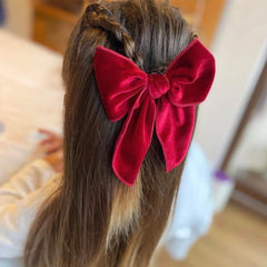 Sugarmelon Velvet Fable Bow clip gold shines while staying lightweight and comfy.