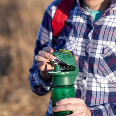 Sun Company RoarBottle leak-proof cap prevents spills during travel