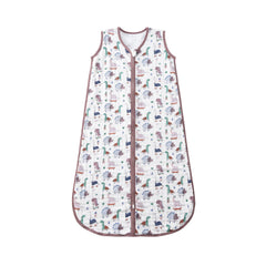 TADO MUSLIN sleep sack with a two-way zipper for easy dressing.