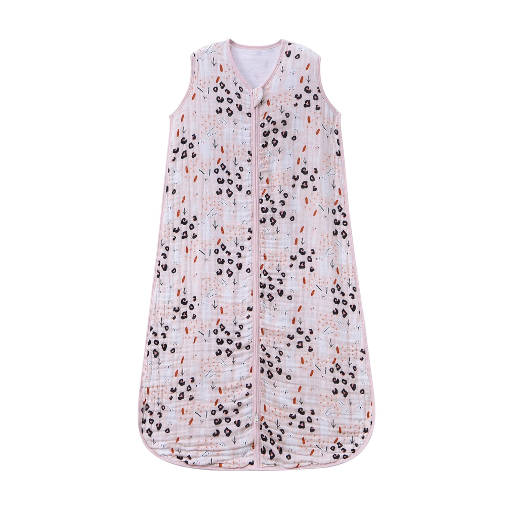 TADO MUSLIN sleep sack pink bunny closed for cozy night comfort.